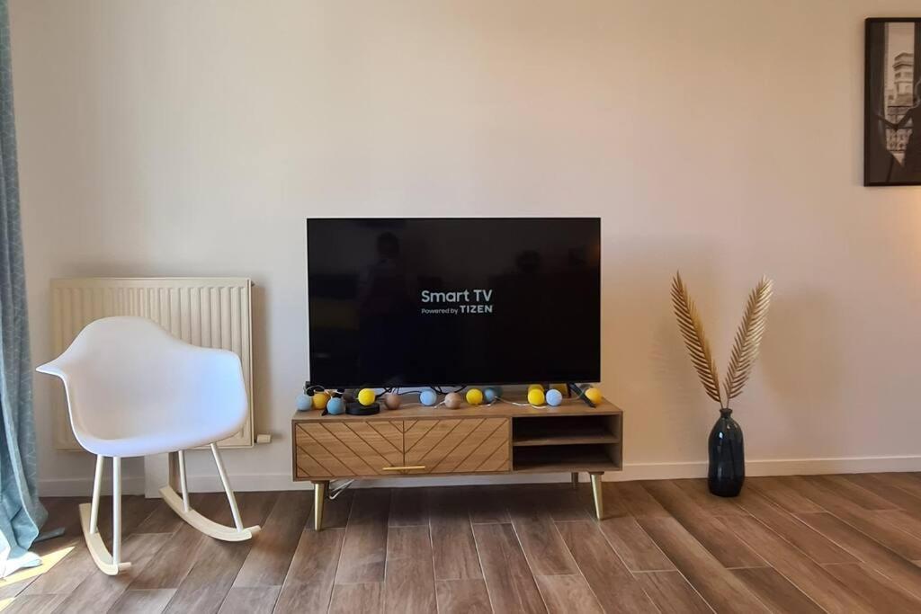 Appt 80m², 13 P, Disneyland, Fibre, 2 Parkings Appartement